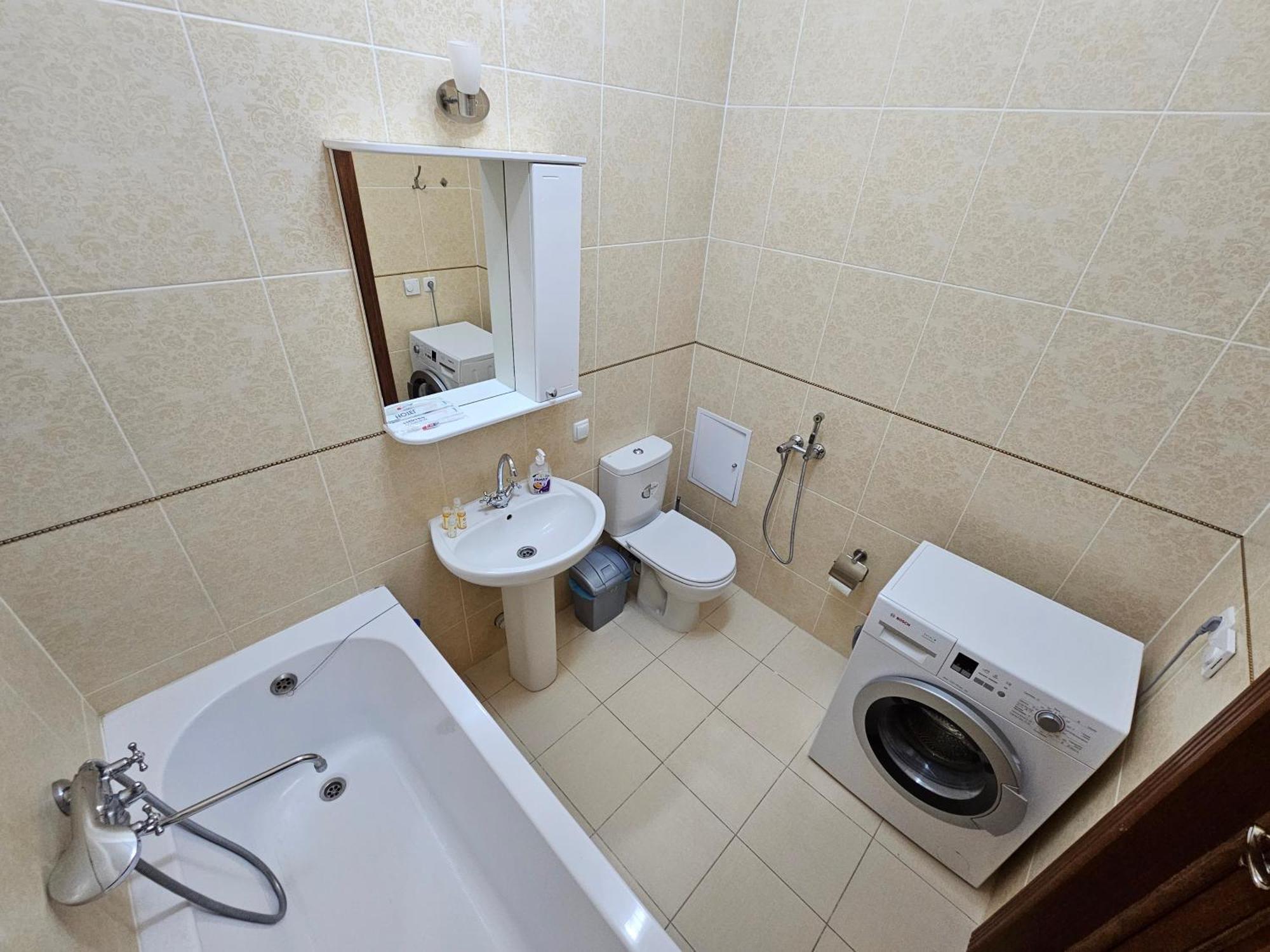 Ernaz Plus Apartments-Expo-Boulevard Астана Экстерьер фото